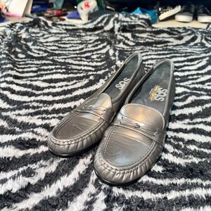 SAS Womens Loafers Silver‎ Leather Comfort Casual Slip On Shoes Size 8.5 S